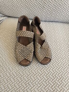 BareTraps Woven Mary Jane Sandals in Tan/Brown